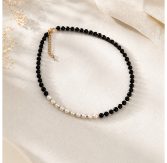 Onyx Halskette mit Süßwasserperlen | Handgefertigt | KiFe Schmuck Atelier