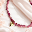 Halskette aus rosa Turmalin mit Herzanhänger und Hämatit